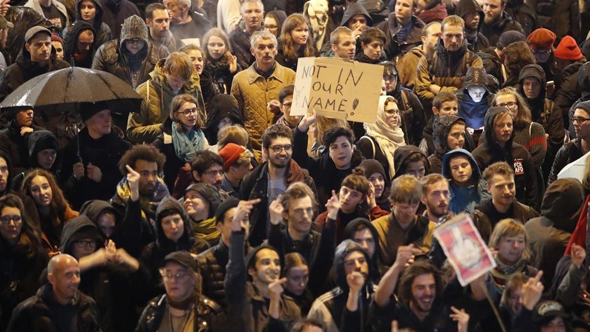 Manifestación contra Alternativa por Alemania en la noche electoral, en Berlín.