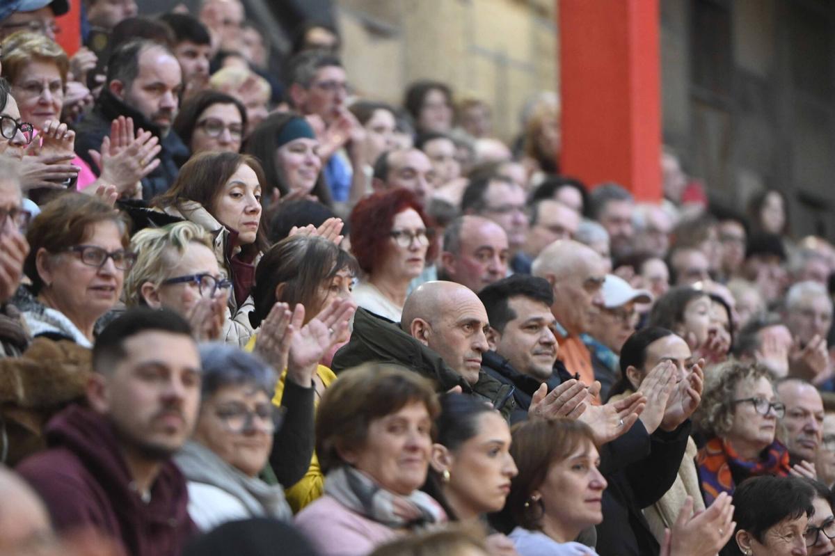 El Pavillón Municipal de Deportes do Porriño fue el epicentro de la música tradicional gallega