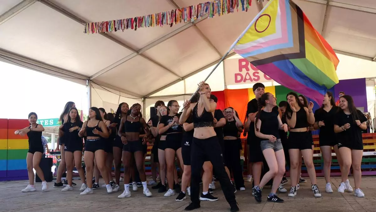 A Illa toma el relevo de Ribadumia en la defensa de la diversidad y el orgullo