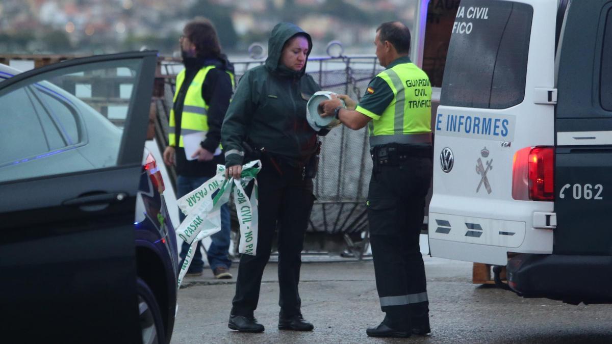 Una intervención de la Guardia Civil en Moaña.