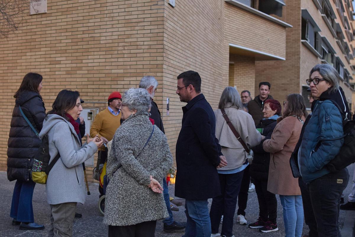 Les fotos de la concentració de rebuig a l'agressió de l'home sensellar de Girona