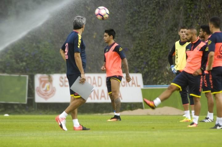 ENTRENAMIENTO DE LA UD LAS PALMAS