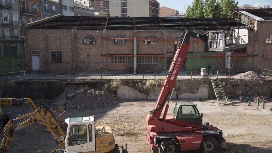 Comencen els enderrocs a l’antiga Alcoholera Manresana per fer-hi pisos