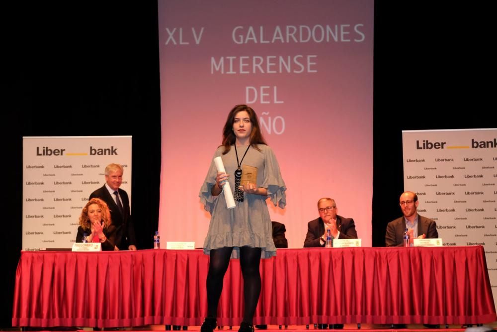 Entrega de los Mierense del Año