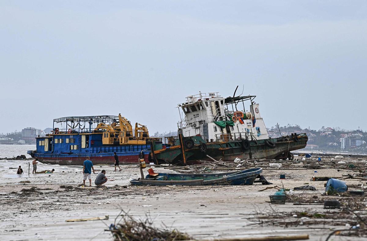 El súper tifón Yagi azota el norte de Vietnam