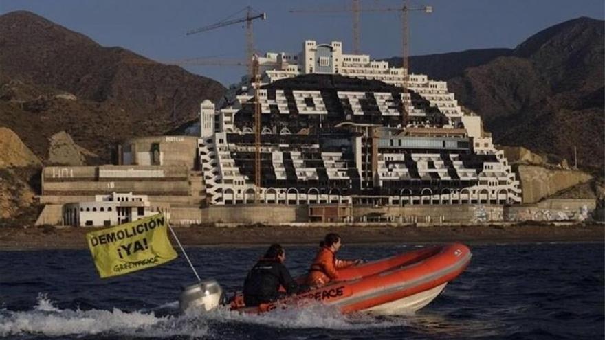Greenpeace celebra que el TSJA &quot;impida al Ayuntamiento de Carboneras urbanizar el suelo de El Algarrobico&quot;