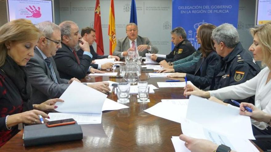 Un momento de la reunión en la Delegación.