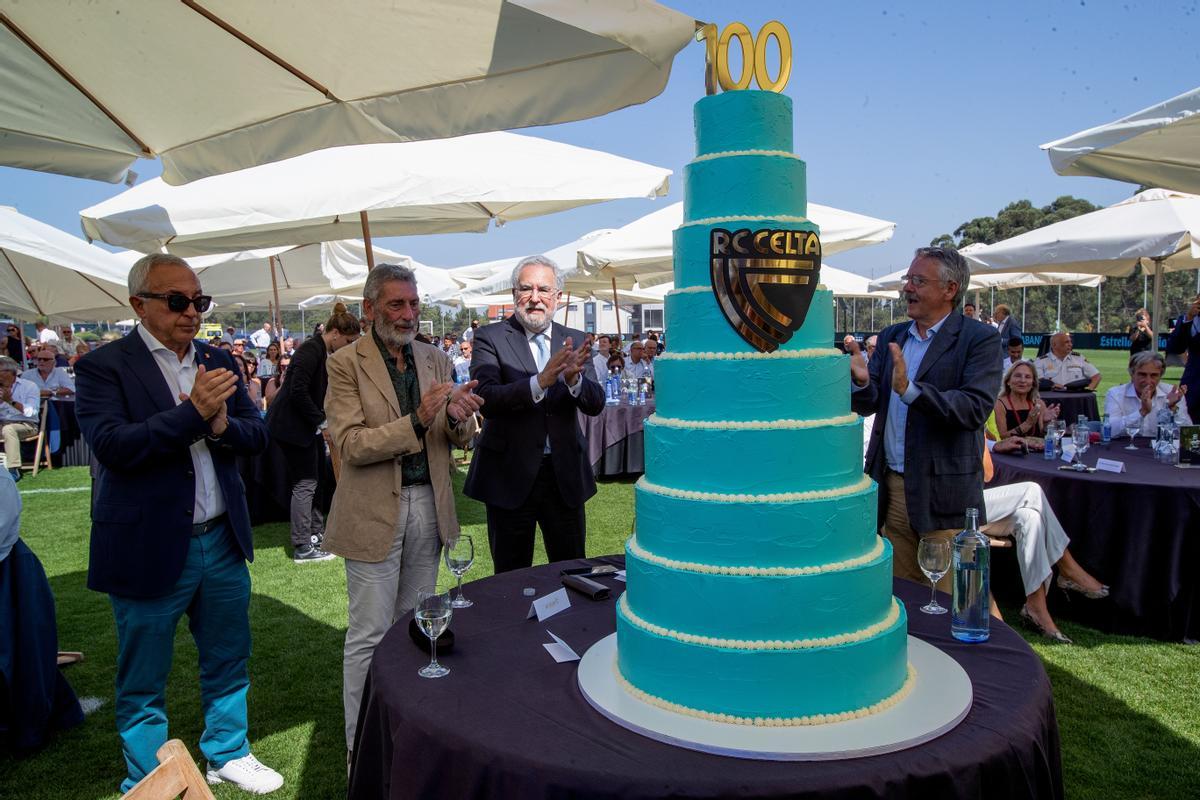 ¡9 pisos de pastel! Así celebróel Celta su centenario