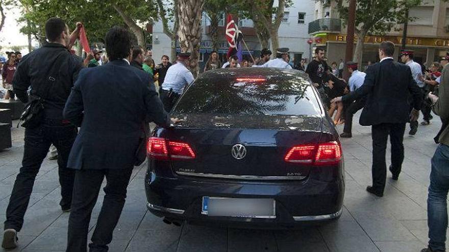 Detenido un menor por el ataque al coche de Montoro