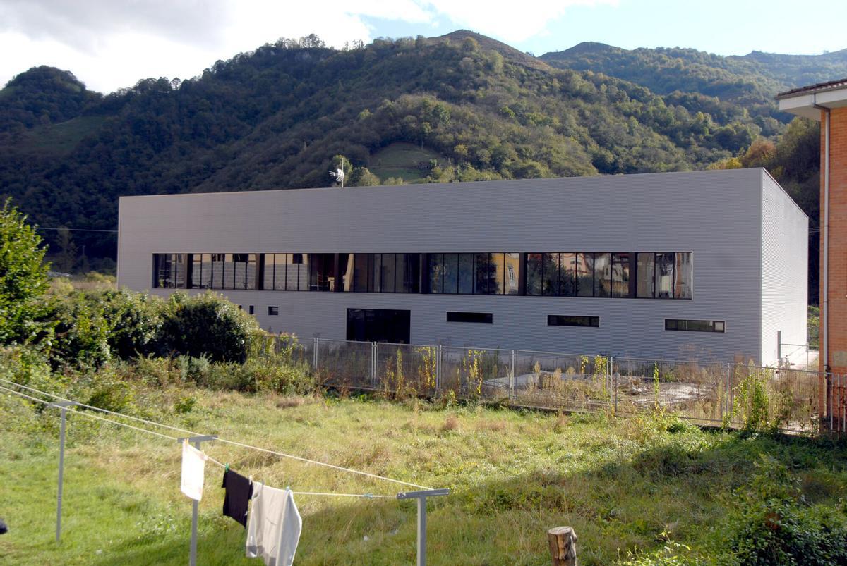 POLIDEPORTIVO DE CABAÑAQUINTA