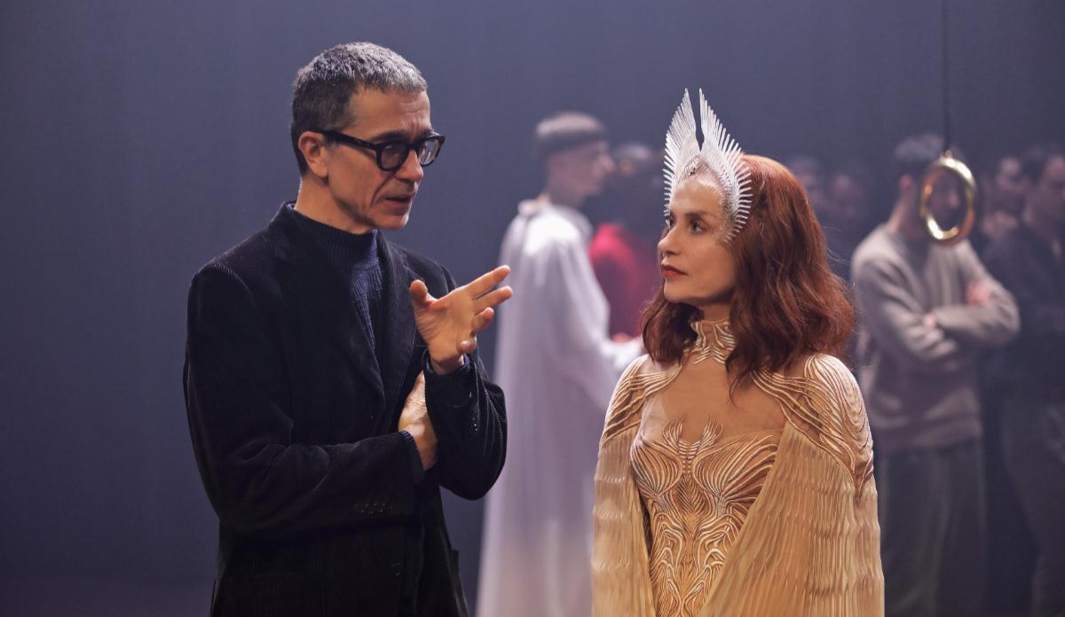 La actriz francesa Isabelle Huppert junto al director italiano, Romeo Castellucci.