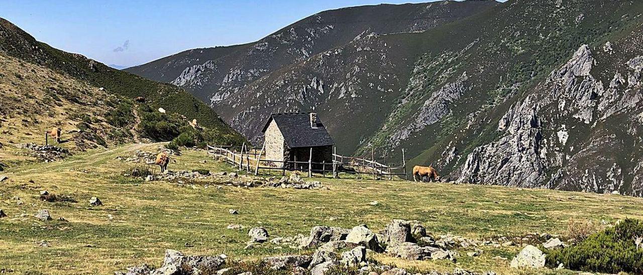 Valle los Corros en Genestoso, en el parque natural de Fuentes del Narcea, Degaña e Ibias.