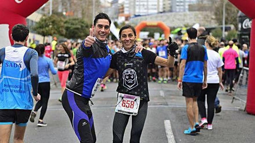 Dos participantes, antes de la salida de la prueba de Matogrande del año pasado.