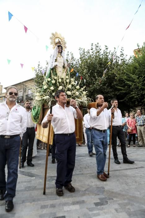 Fiestas en el Grupo Covadonga y en Cimadevilla