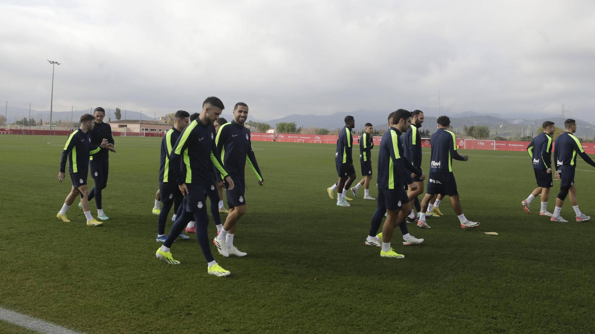 El RCD Mallorca vuelve al trabajo tras Navidad