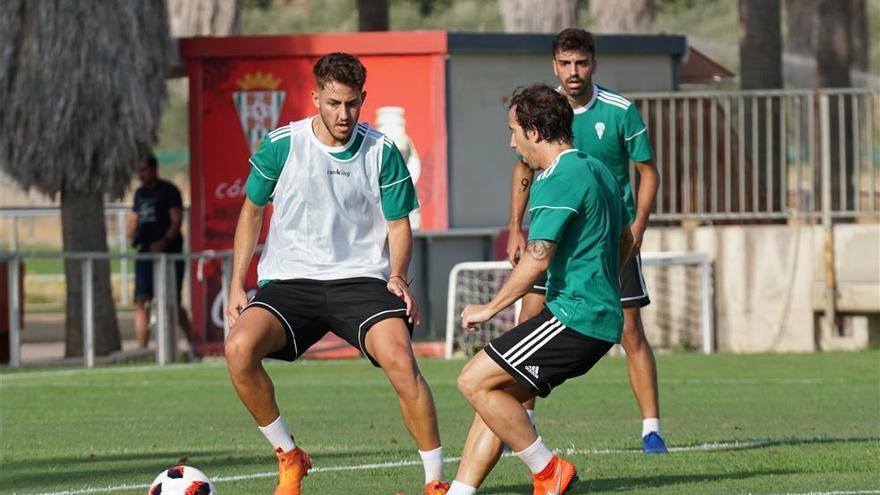 El balón toma protagonismo a un día del primer amistoso