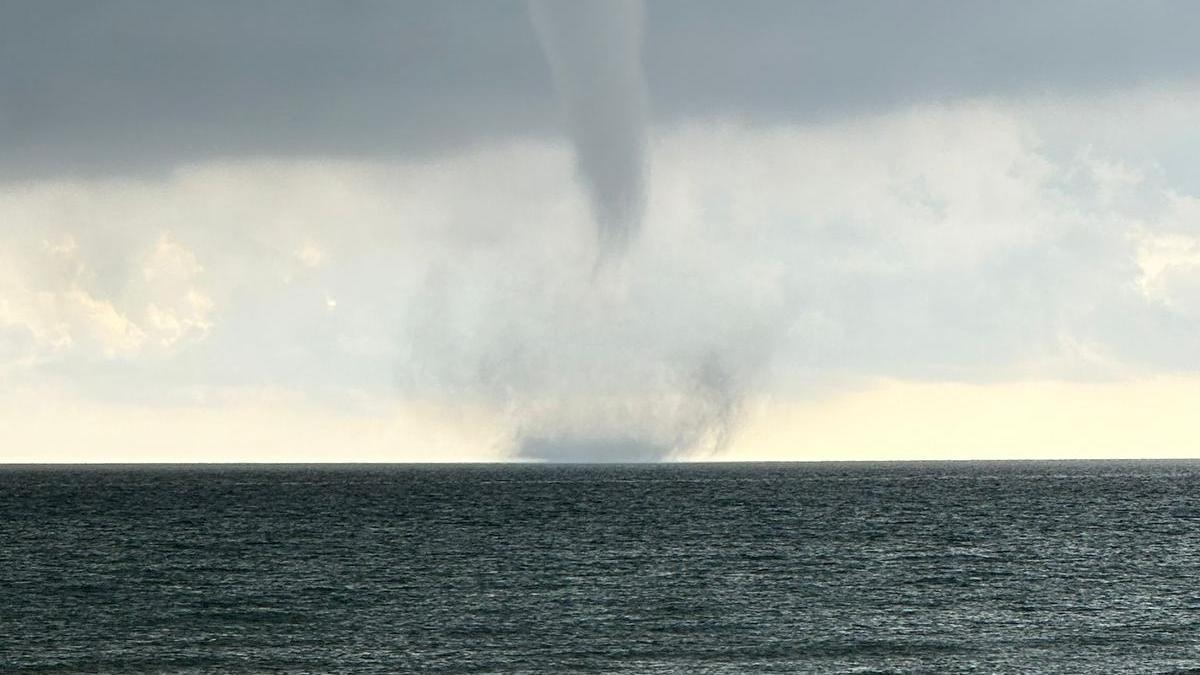 Tromba marina frente al litoral valenciano