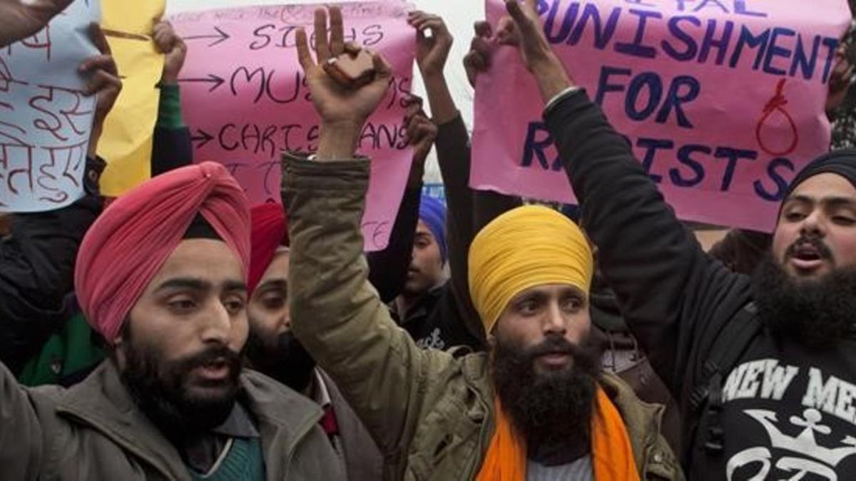 Estudiantes sijs en una manifestación en Nueva Delhi contra una violación en el 2012.