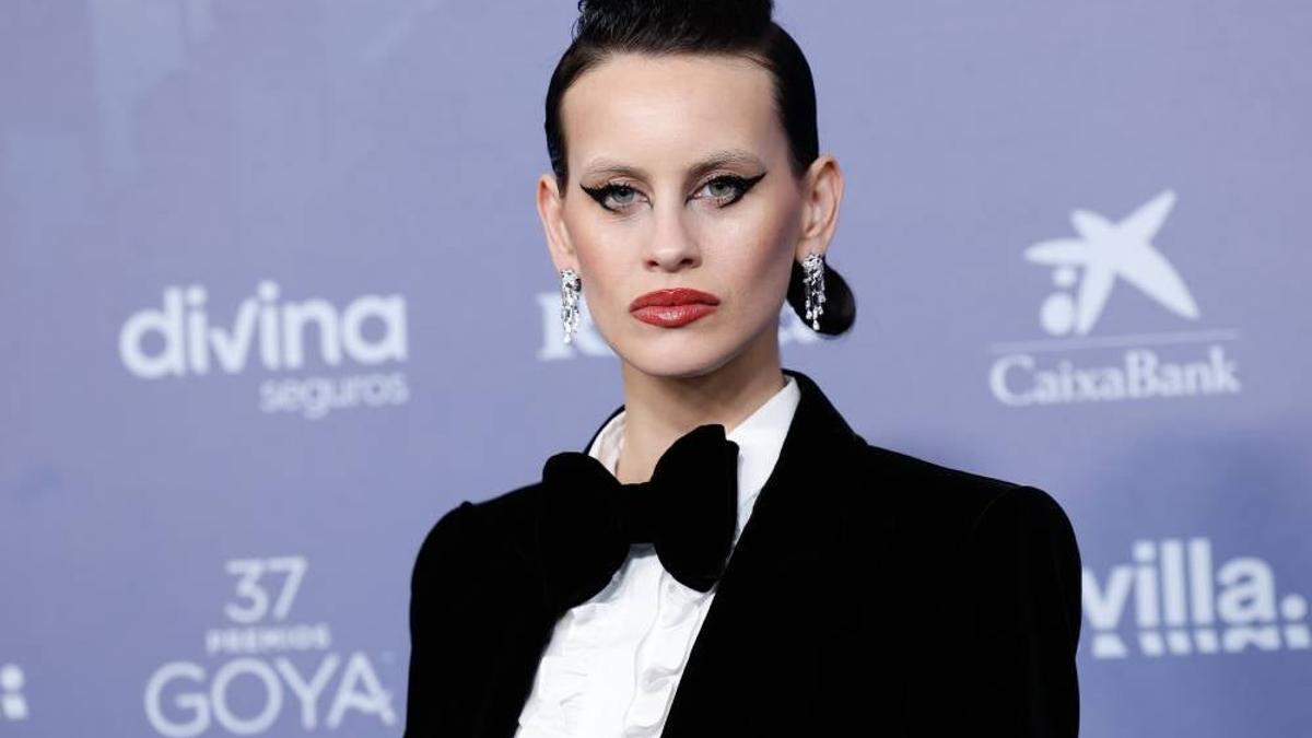 Milena Smit, 'la chica' del look' más imprevisible de los Premios Goya 2023