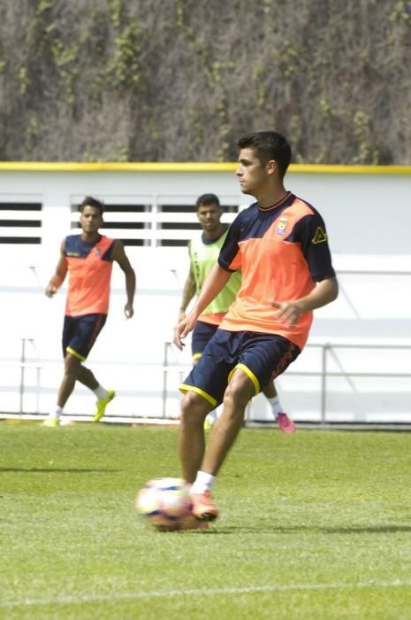 ENTRENAMIENTO DE LA UD LAS PALMAS Y ENTREVISTGA ...