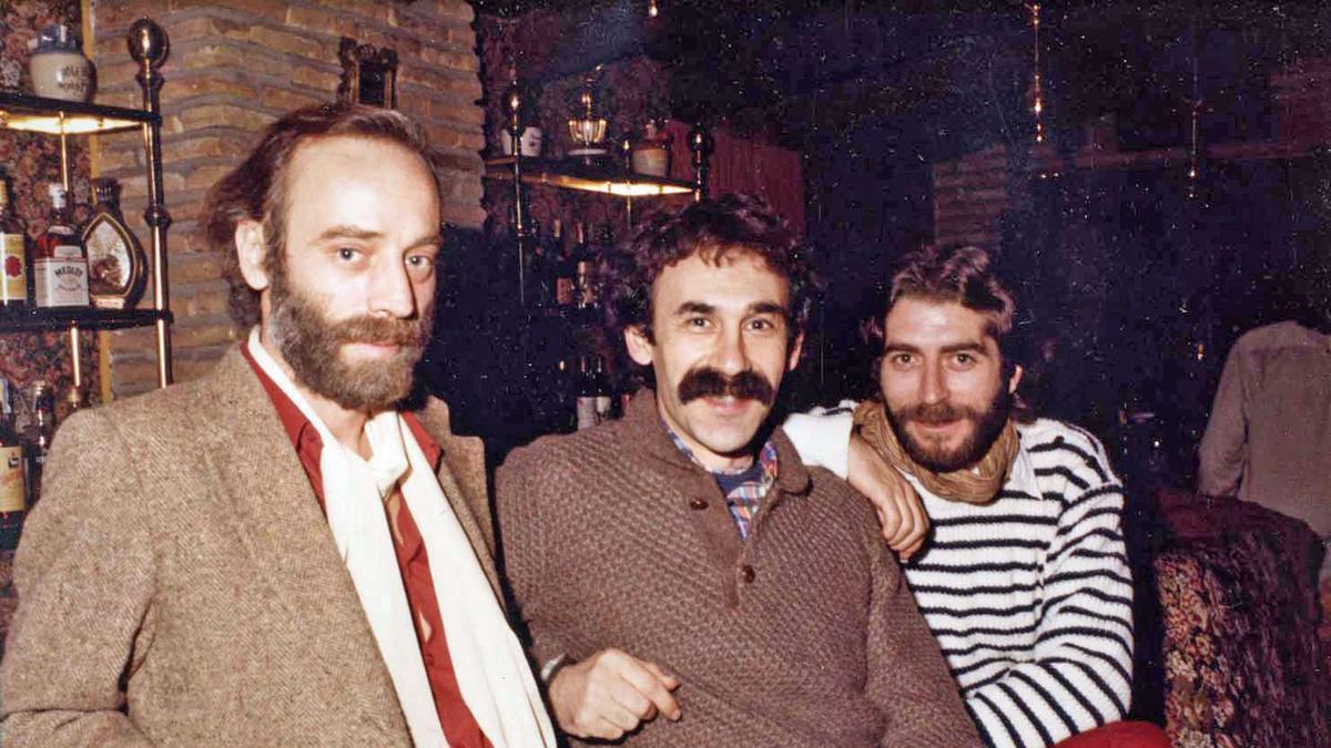 El BV80, el bar de Zaragoza donde Bunbury cobró su primer sueldo, conoció a los Héroes y catapultó a Sabina
