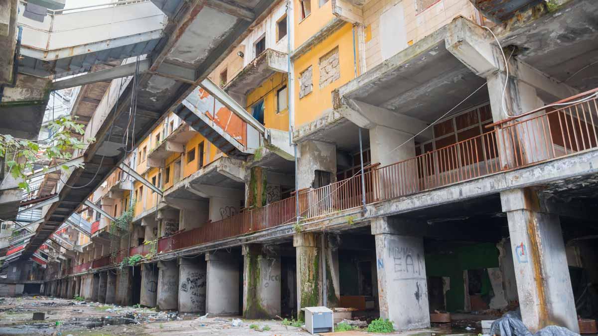 Edificio en el suburbio de Scampia, en Nápoles