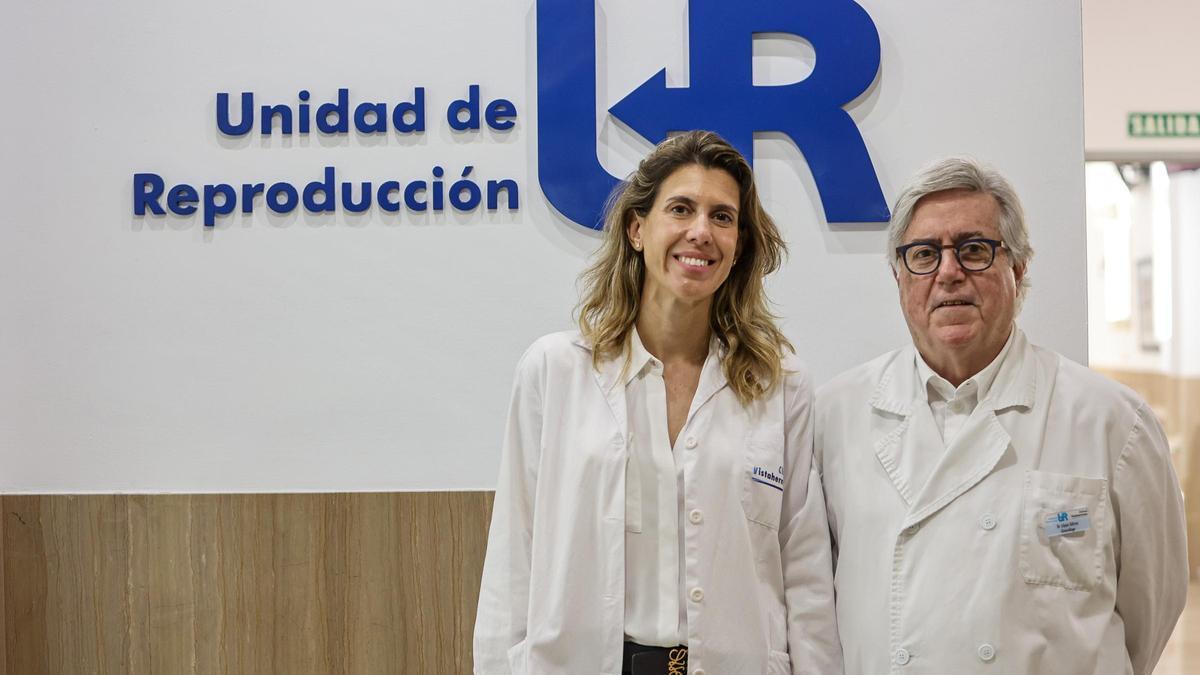 Salomé López, directora de Operaciones, junto al  doctor José López Gálvez