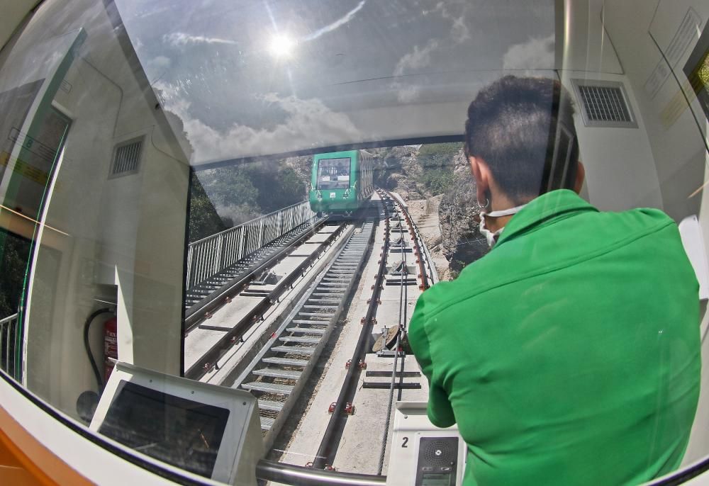 El funicular de la Santa Cova torna a funcionar