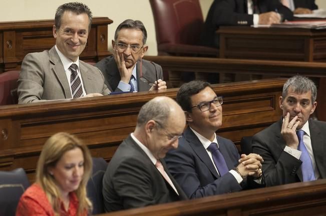 18/04/2017.CANARIAS POLITICA.Pleno del Parlamento de Canarias..Fotos: Carsten W. Lauritsen