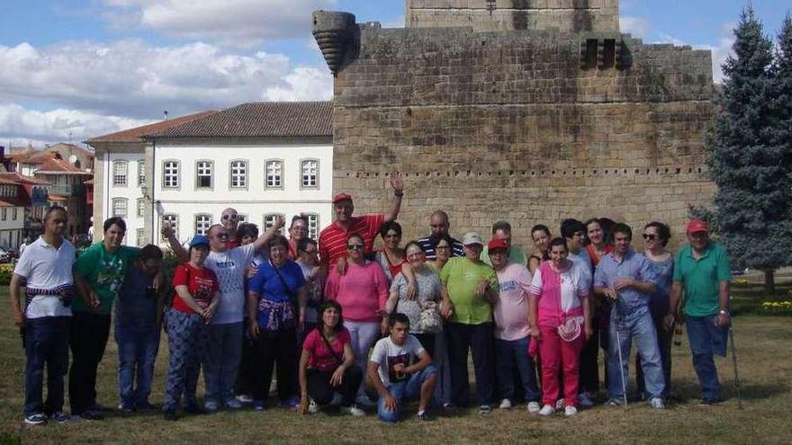 Miembros de Aspadeza visitaron Chaves (Portugal) el pasado miércoles.