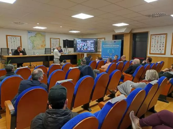 Las cofradías reclaman a la Xunta valentía para mejorar la pesca y reprochan su “pasividad”
