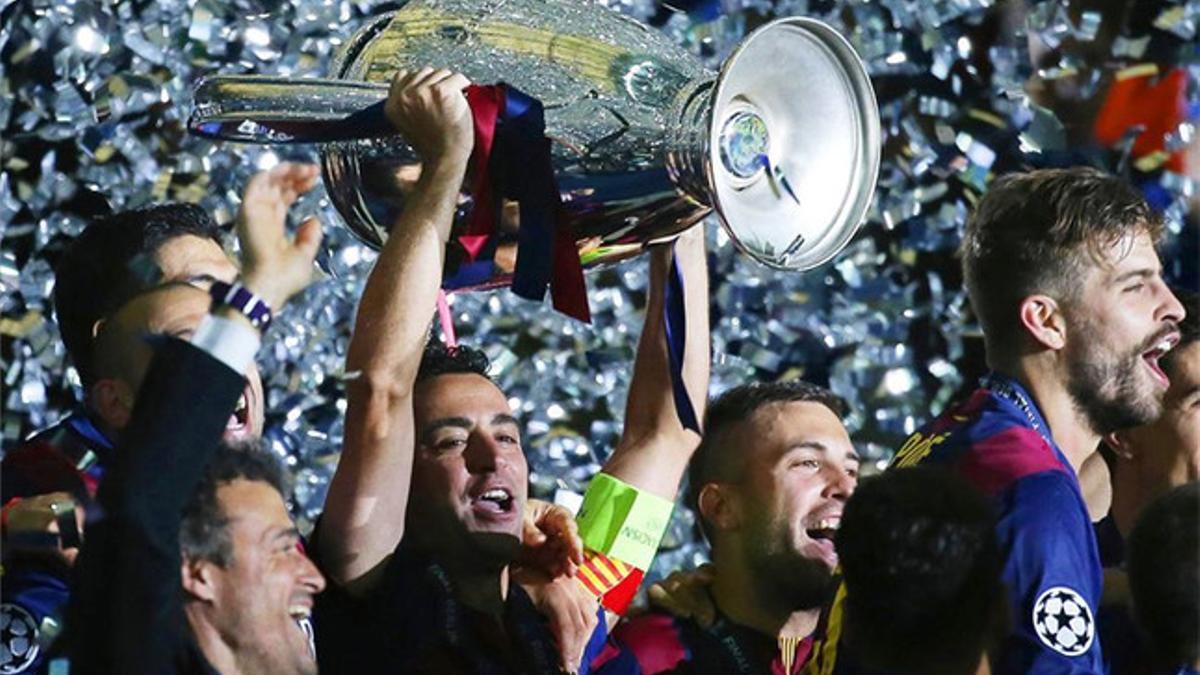 Xavi se mostró eufórico tras alzar la Champions al cielo de Berlín