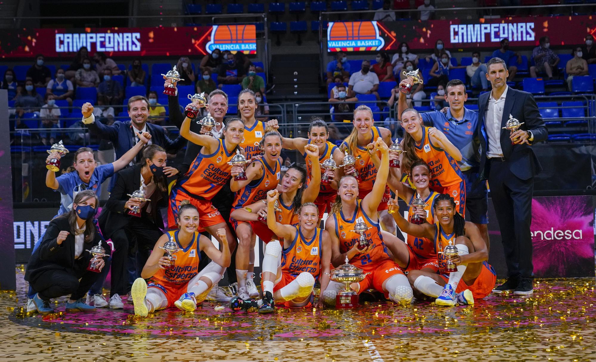 Final Supercopa LF Endesa Valencia Basket - Perfumerías Avenida