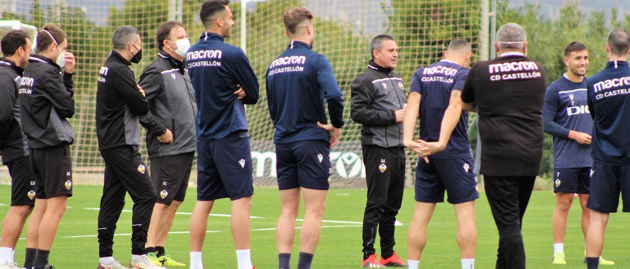 Los jugadores del Castellón trabajaron al completo tras superar la cuarentena por el covid.