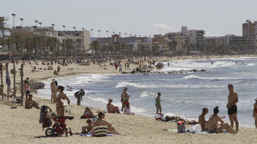 Anulan un despido al anunciar que había sido padre