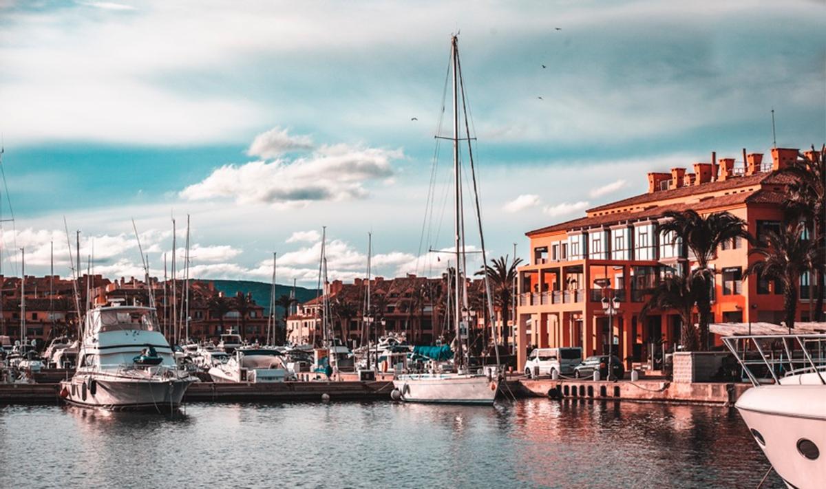 Barcos en el puerto de Sotogrande.