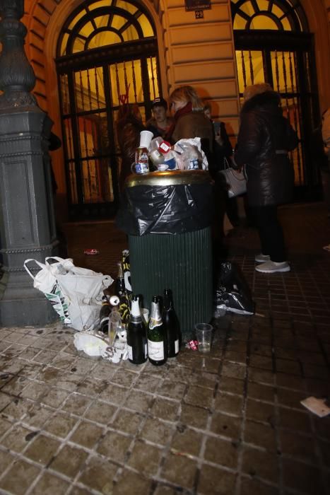 Miles de personas recibieron el año frente al consistorio