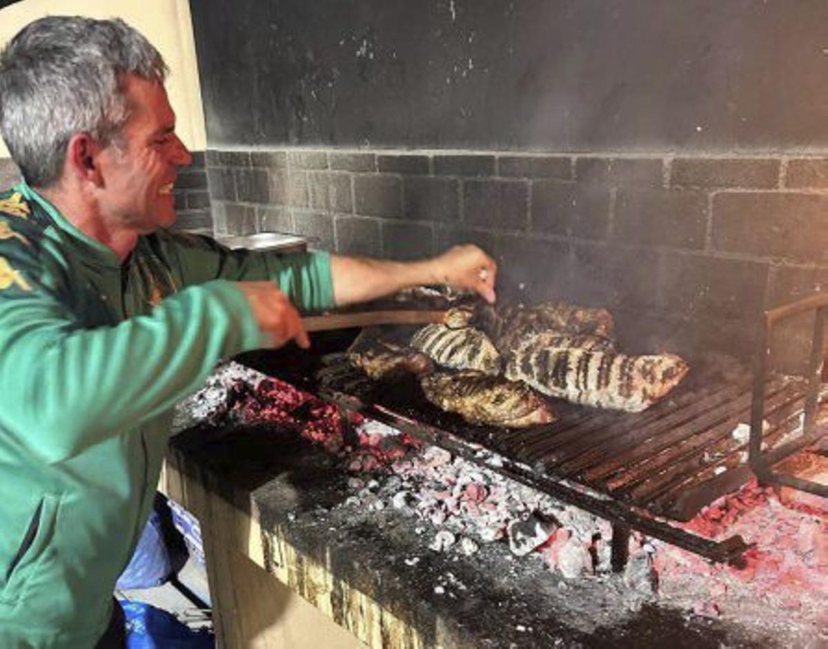 Sant Jordi y Ajax renuevan su amistad sobre el césped