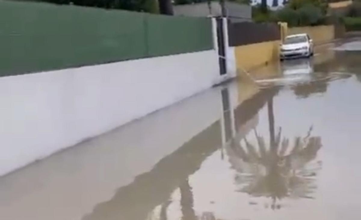 Calle Maigmona de Sant Joan, anegada tras un reciente episodio de lluvias