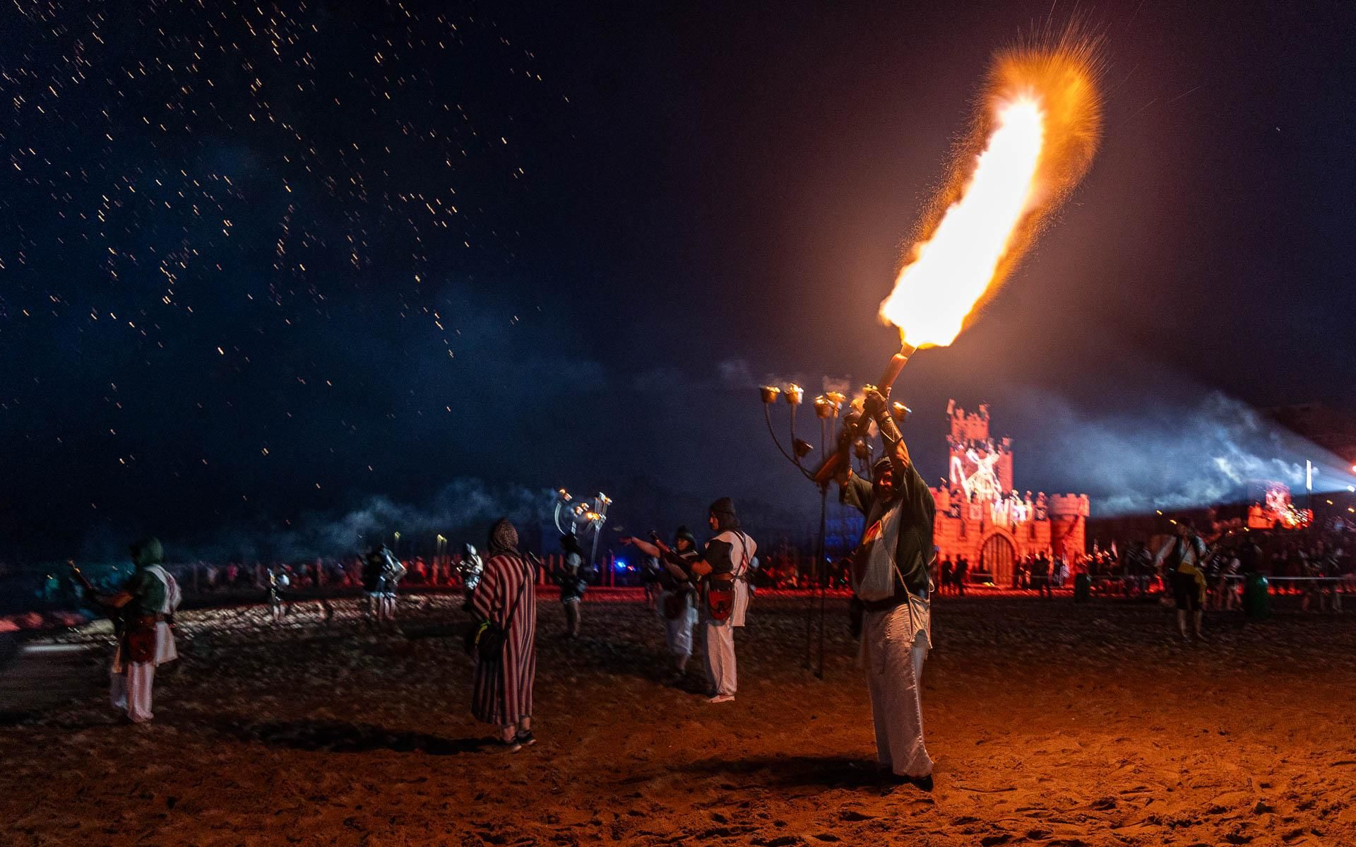 Las imágenes del Desembarco de los Moros y Cristianos de La Vila