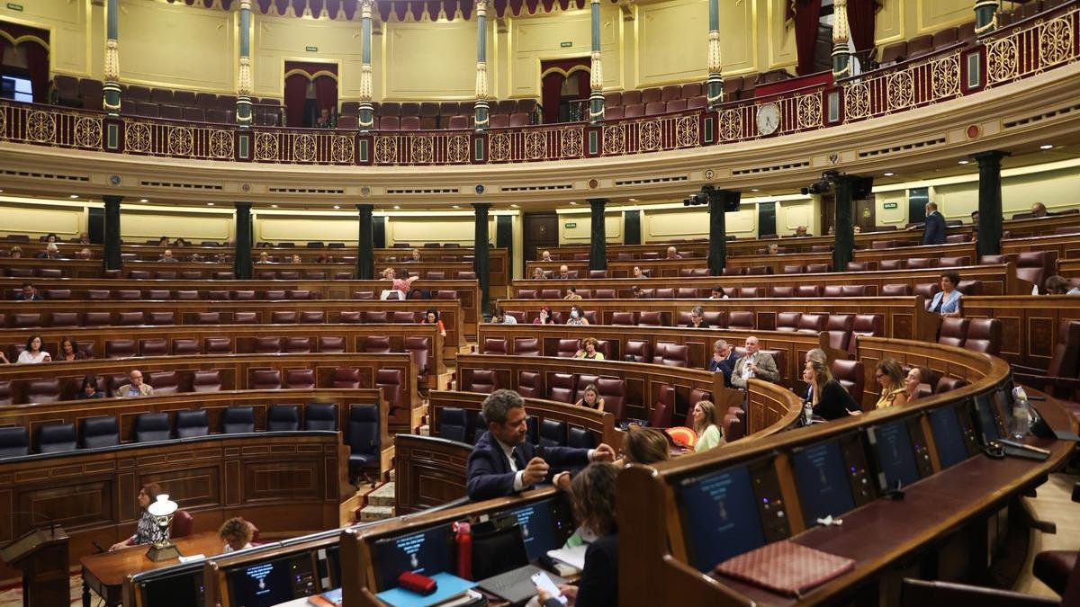 'Overbooking' de investigaciones parlamentarias: las indagaciones sobre el apagón tensarán aún más las Cortes Generales