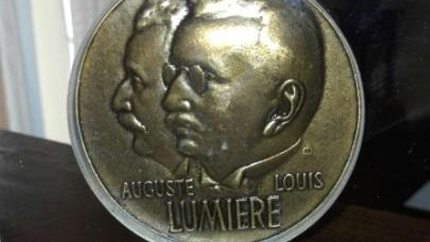 El Ayuntamiento de Hornachuelos recibe la Medalla Lumière del Cine