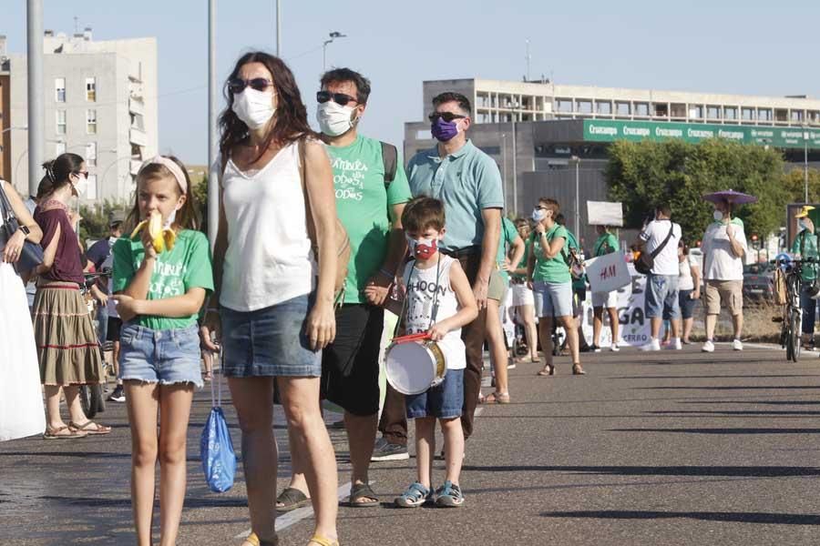 Manifestación contra el cierre de unidades en la escuela pública