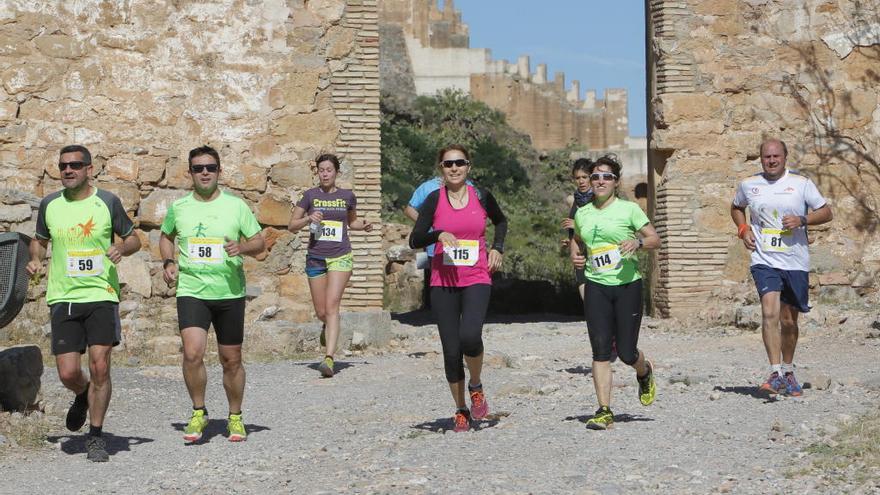 El paso de atletas por el Castillo