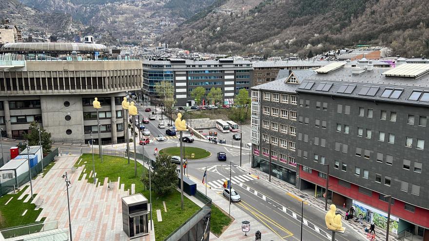 Andorra demanarà tenir coneixements de llengua catalana per obtenir o renovar els permisos de residència al país