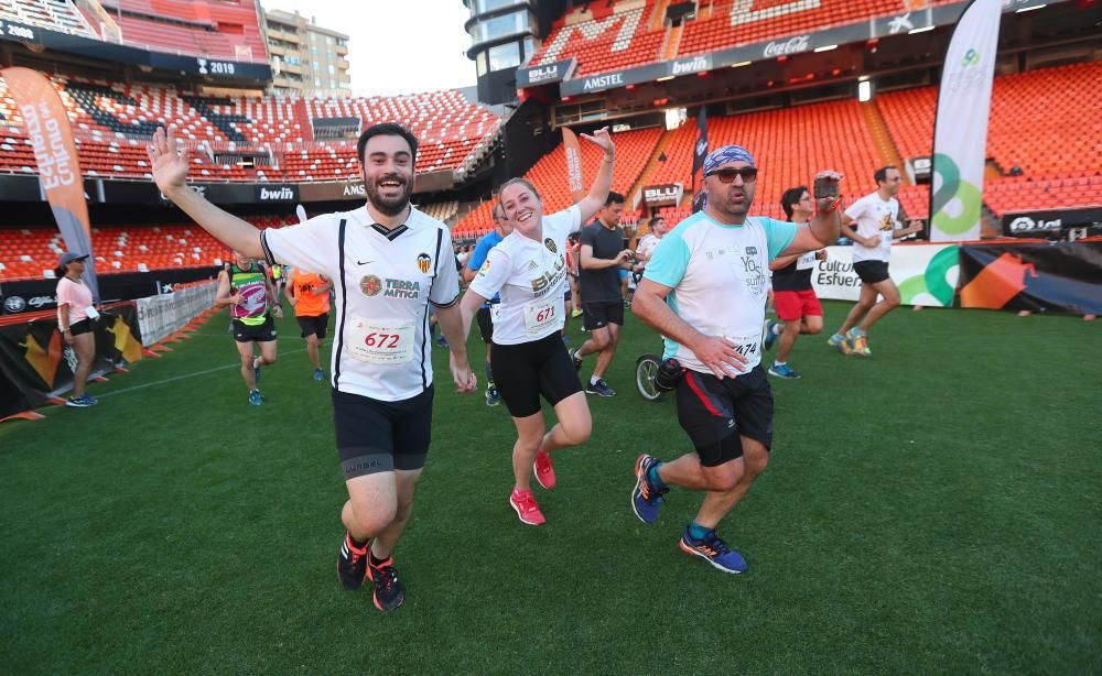 Búscate en la Volta a Peu del Valencia CF