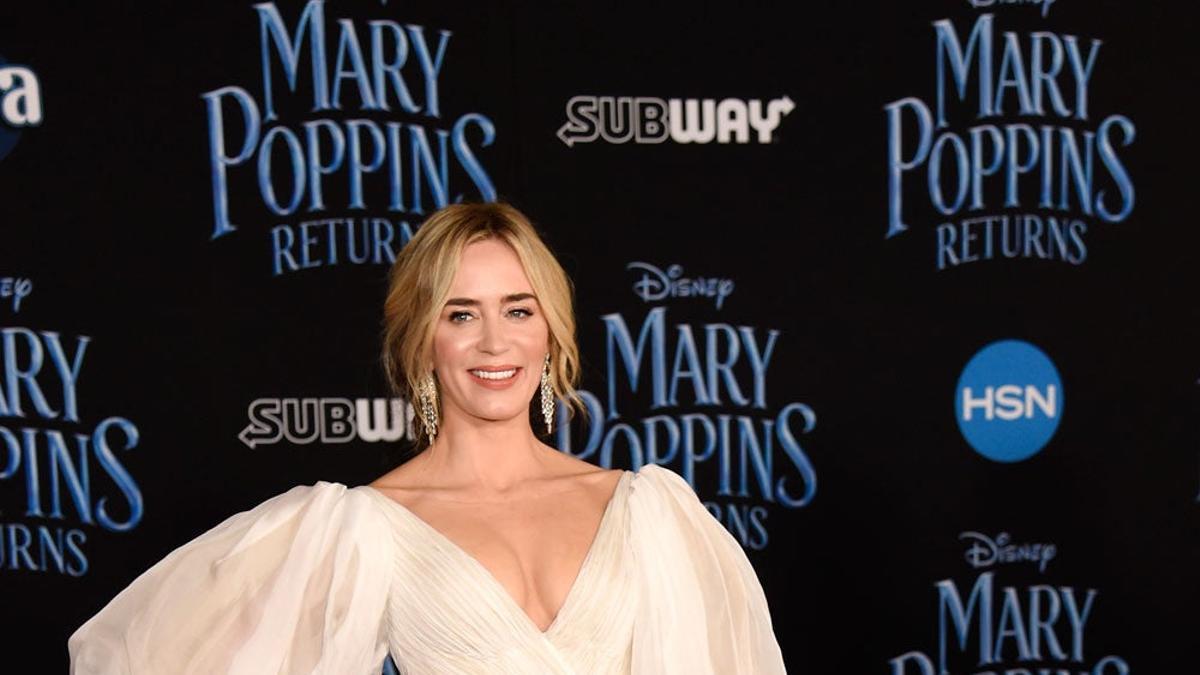 Los looks de Emily Blunt para presentar 'Mary Poppins Returns'