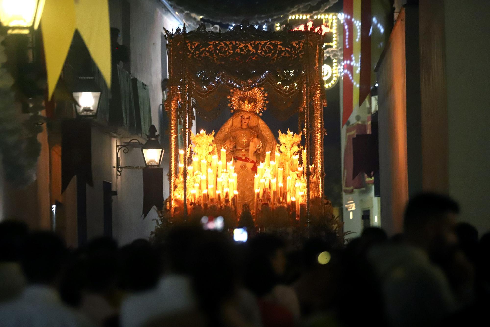 Triunfal regreso de la Paz y Esperanza a Capuchinos