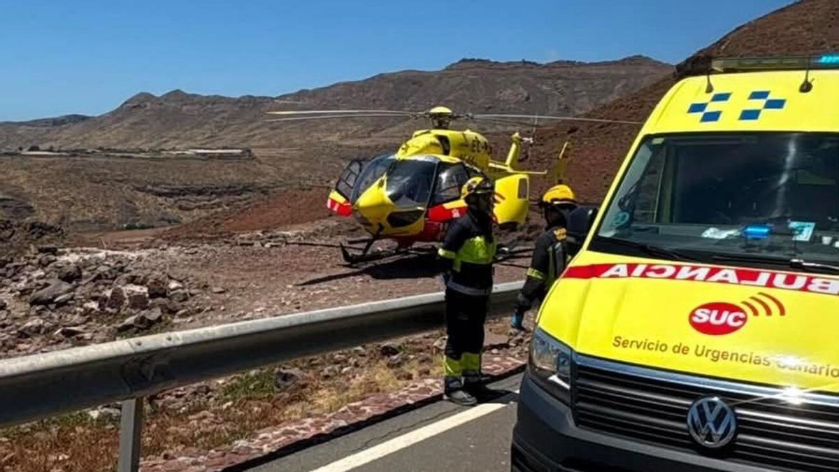 Rescate de un ciclista en un barranco del municipio de Agüimes, este domingo