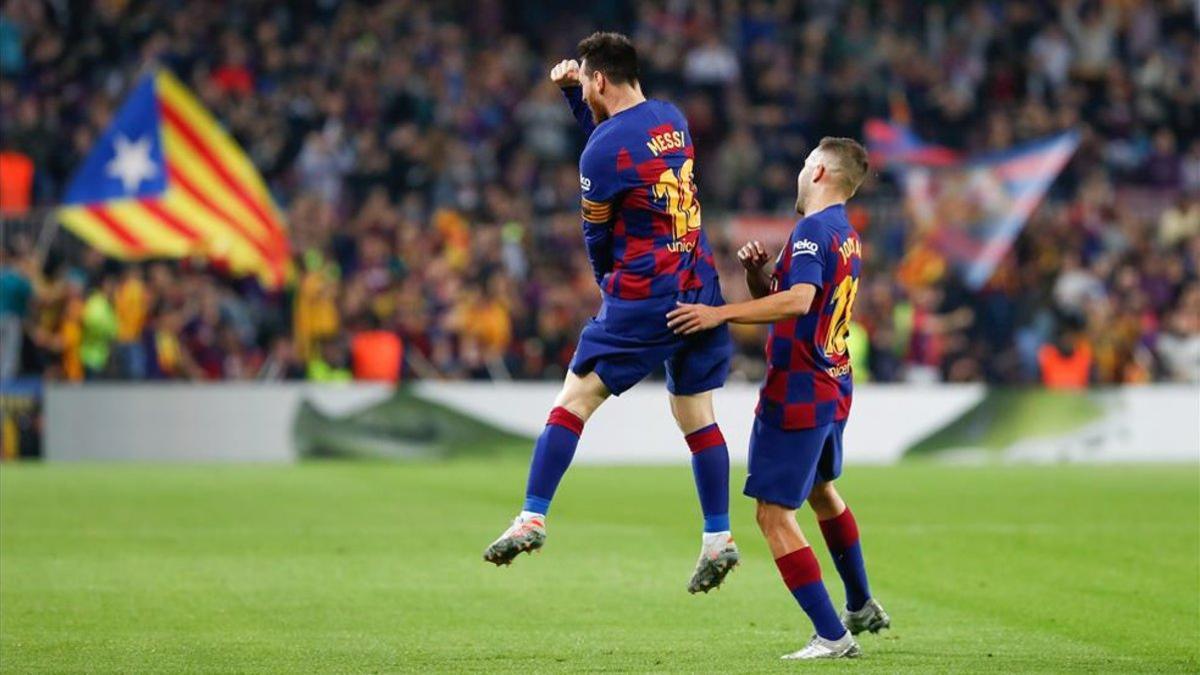 Messi celebra su segundo gol ante el Valladolid